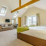 2 Bed In Thirsk Oc-48116 *