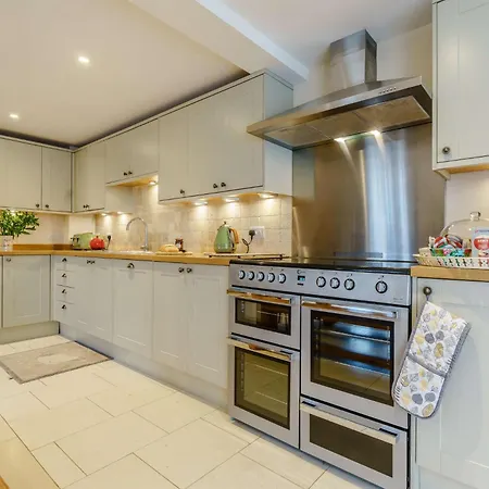 2 Bed In Thirsk 48116 Holiday home