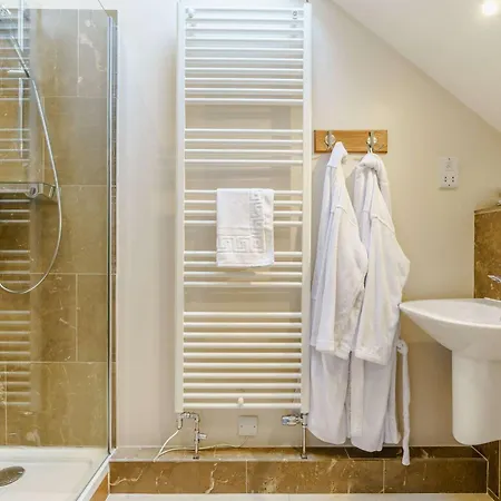 度假居 2 Bed In Thirsk 48116 *