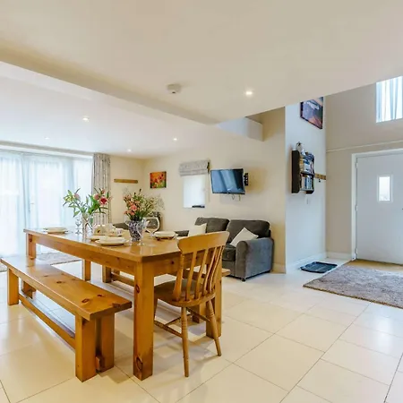 2 Bed In Thirsk 48116 度假居 *