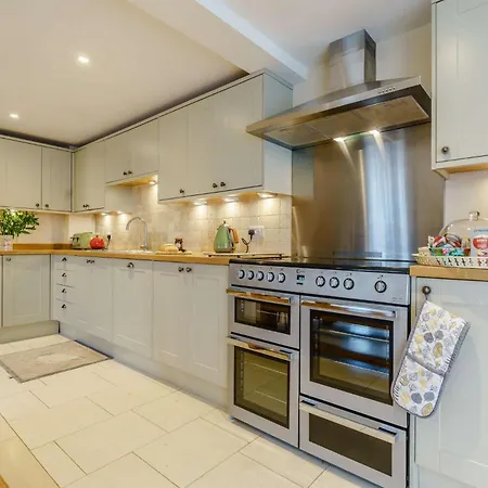 度假居 2 Bed In Thirsk 48116 *